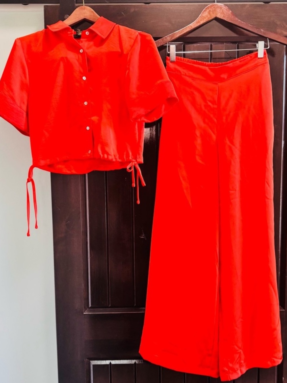House of Harlow 1960 Vibrant orange/red Wide-Leg Pants & Matching Cropped Shirt
